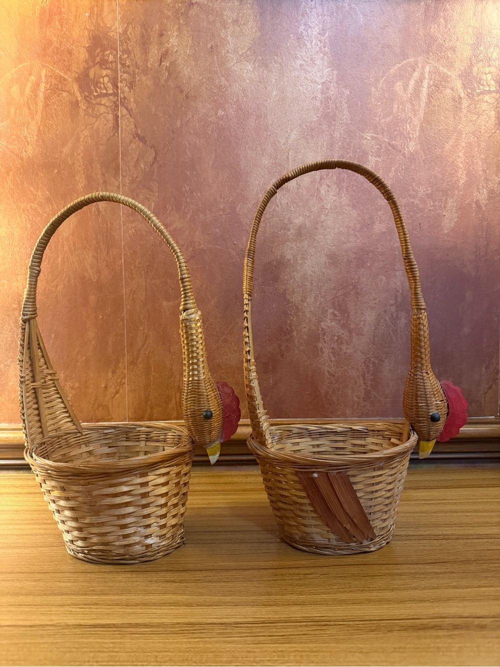 Vintage Woven Wicker Rooster Baskets Set of 2 Bird Gathering Farmhouse Decor